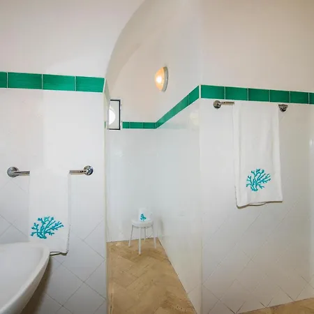 With Terrace Volcano & Sea View מלון 3*