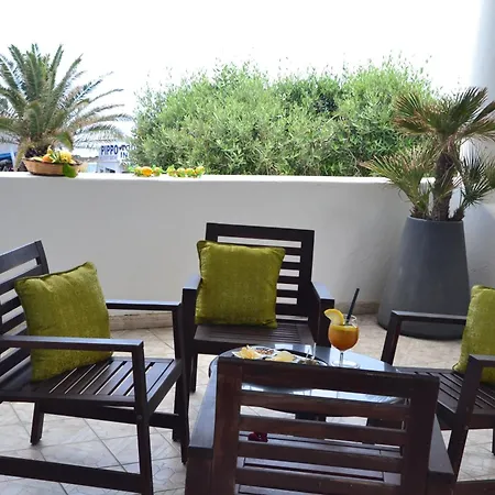 מלון With Terrace Volcano & Sea View